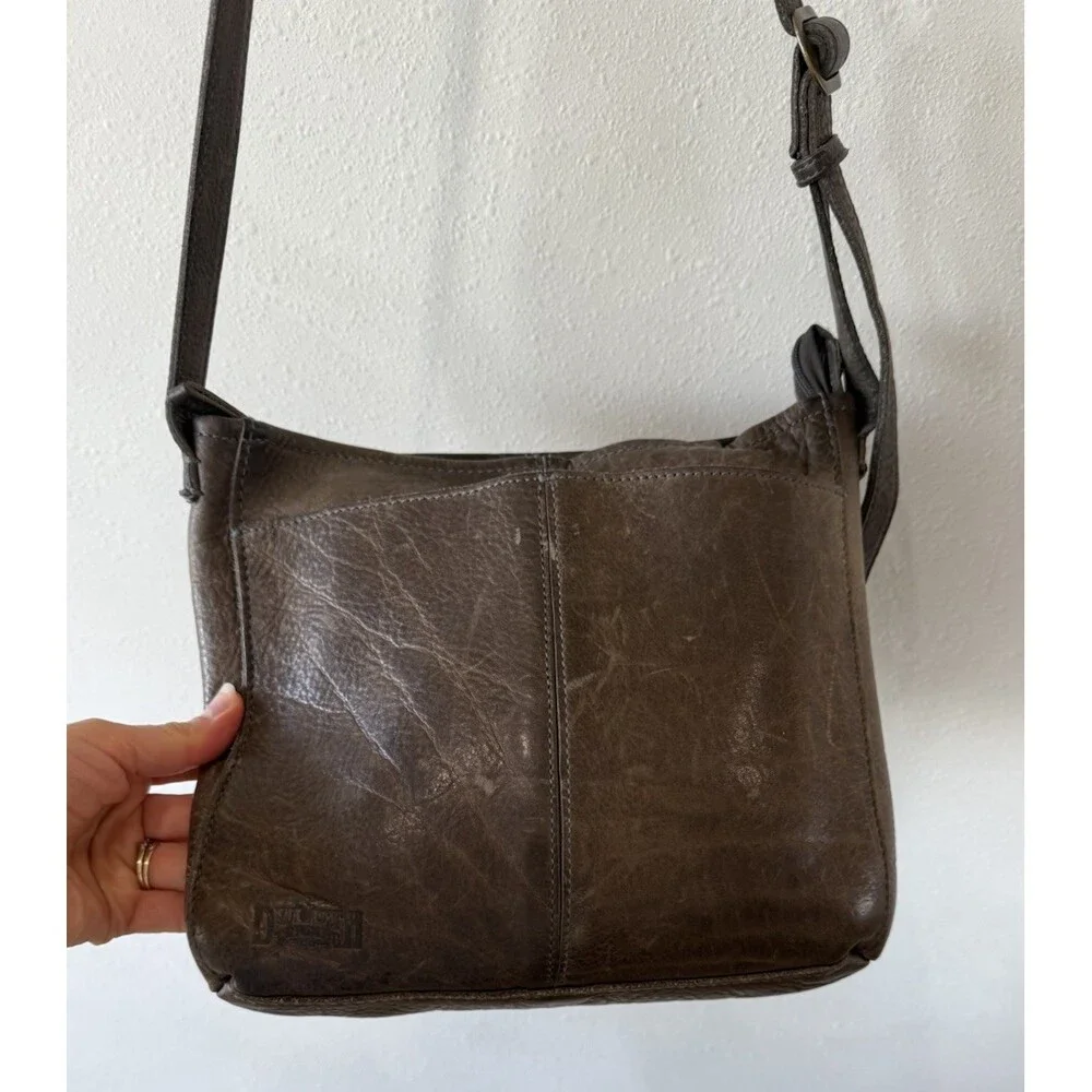 Duluth Trading Co Leather Crossbody Messenger Bag Purse Brown Pebbled Cowhide